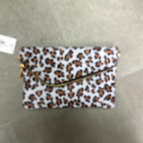 Leopard Clutch