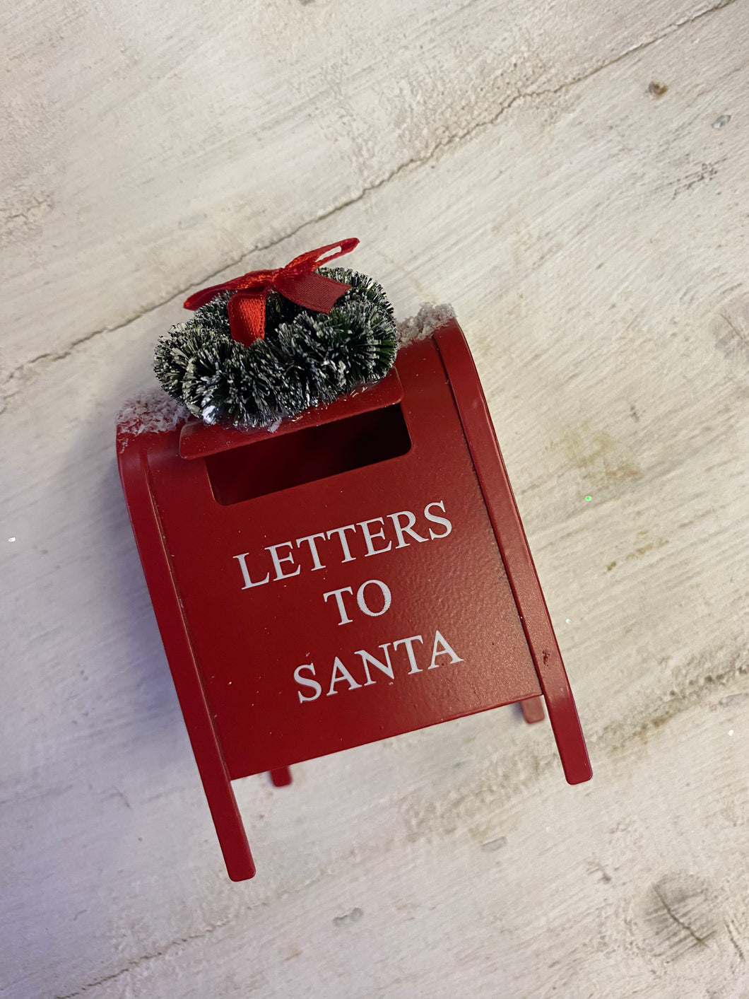 METAL SANTA MAIL BOX ORN